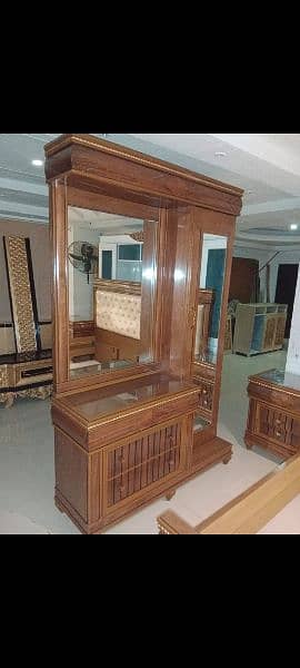 Bed For Sell In Karachi I Furniture For Sell in Karachi 3