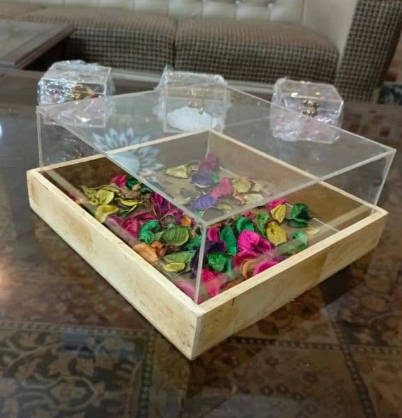 Acrylic boxes customised 1