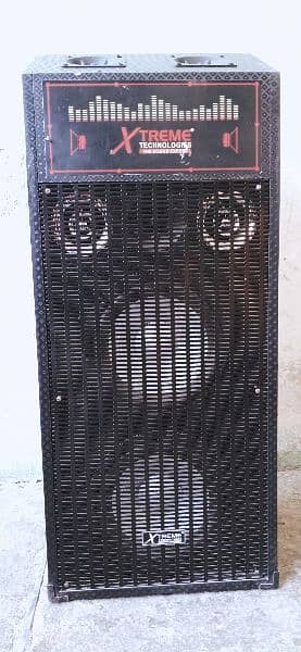 Extreme Branded Sound System. . Condition 9/0 use in one hand . . . 4