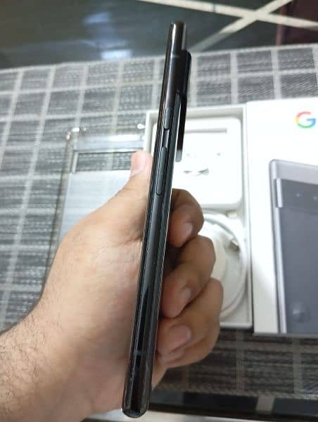 google pixel 6 pro (box phone) not a kit 3