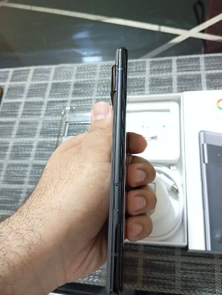 google pixel 6 pro (box phone) not a kit 6