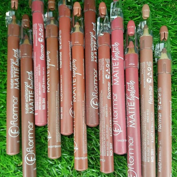 Colorful and Nude shade lip pencils 1