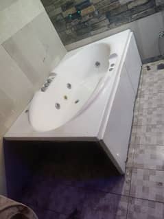 Jacuzzi almost new