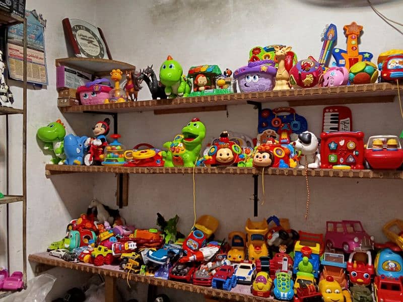 imported toys and crockery 3