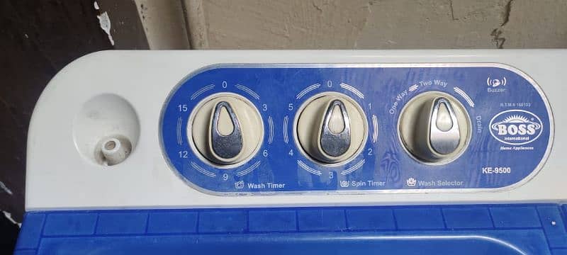 BOSS washer & Dryer 2in1 Machine 2