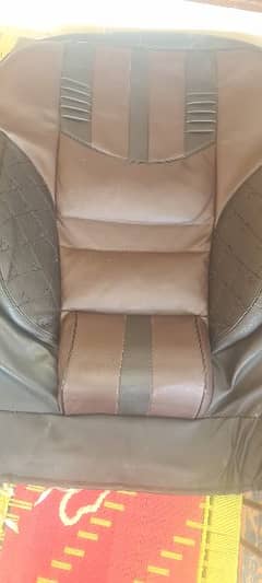 Car Seat cover in good condition