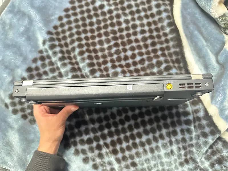Lenovo Laptop Thinkpad Intel Core i3 2nd Generation 7