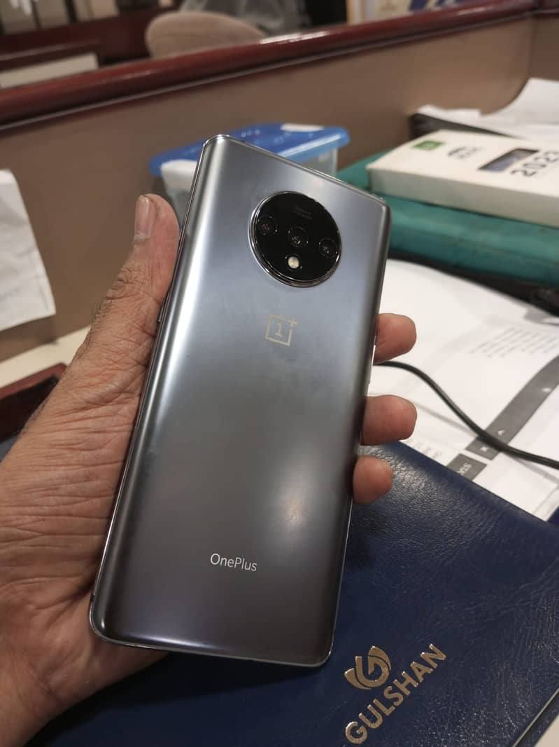 Oneplus 7T 8GB / 128GB PTA Approved 1