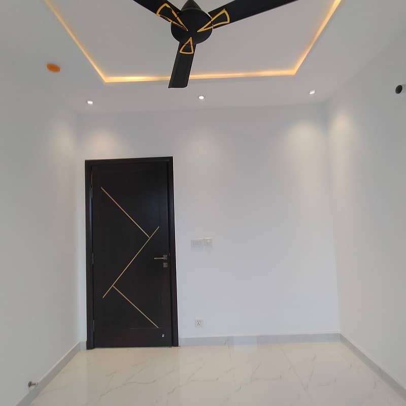 Brand New 3 Beds House Grand Structure at Prime Location in DHA 9 Town Lahore 12