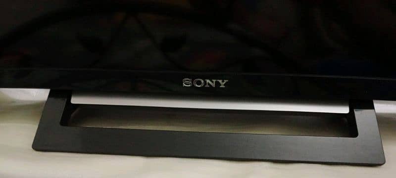 Sony 32 inch tv 2
