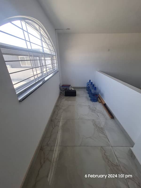 1 Kanal Beautiful Upper Portion For Rent In DHA Phase 7 5