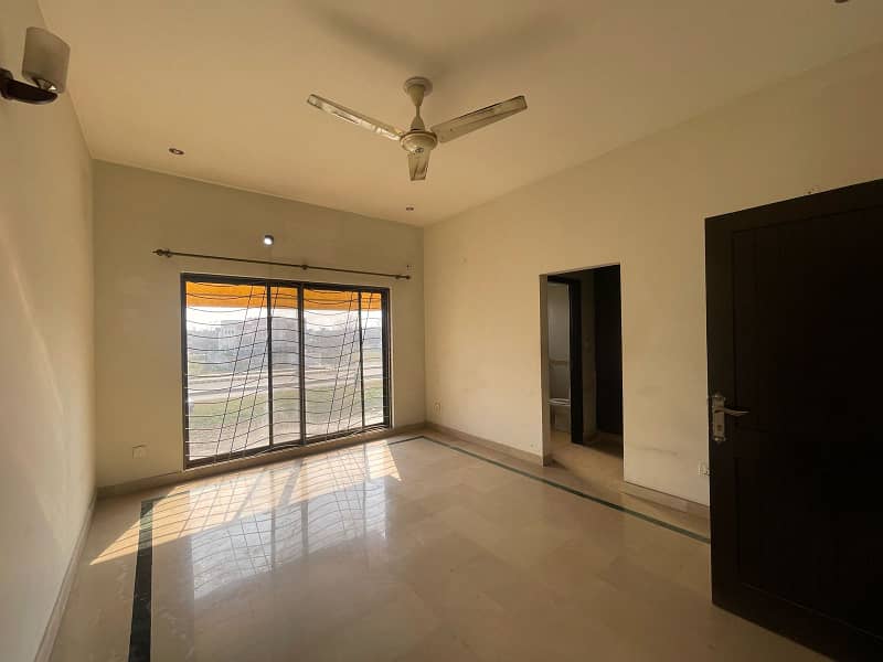 1 Kanal Beautiful Upper Portion For Rent In DHA Phase 7 16