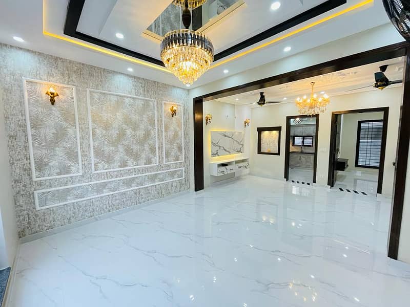 8 Marla House Available For Rent In Sector B Bahria Town Lahore 3