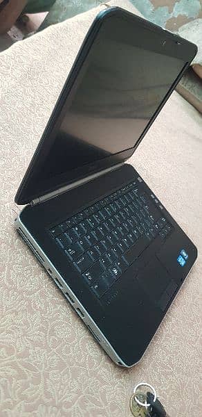 Dell laptop, Perfect working 1