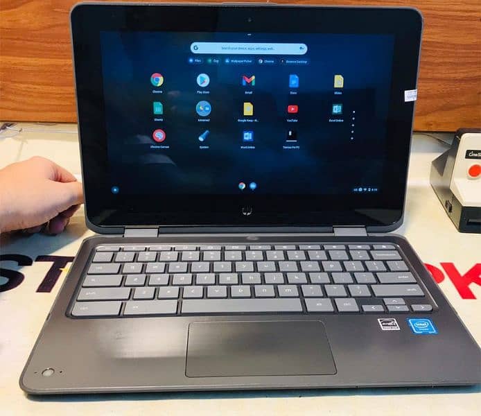 Hp Touch 4gb 32gb chromebook 360 rotatable 8