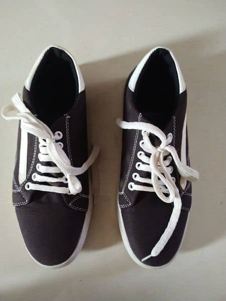 Men's Vans Style Stripe Sneaker Shoes 1