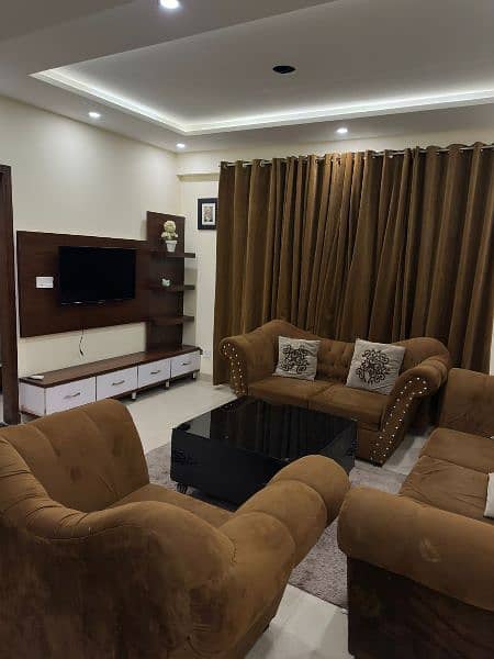 Two bed room luxury apartments for daily basis . 5