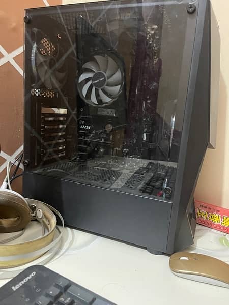 core i7 8700k 10by10 Condition 250gb nmve 500hdd 4