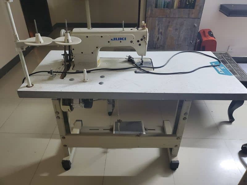slightly used sewing machine for sale 5