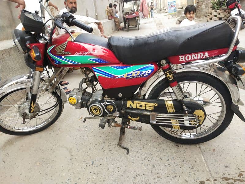 Honda 2018 only contact urgent sell mashallah beautiful bike 5