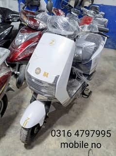 brand new  electric scooty available contact at 03164797995