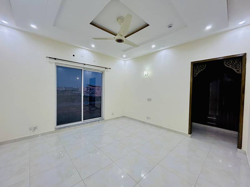 1 Kanal Ground Floor Available For Rent In DHA Phase 6 8