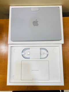 macbook pro m1 A2442