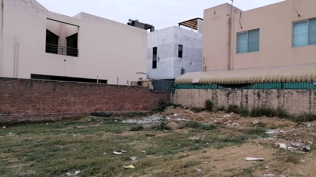 1 Kanal Residential Plot Facing Park For Sale in F Block Sui Gas Housing Society Lahore. 0
