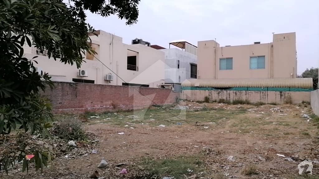 1 Kanal Residential Plot Facing Park For Sale in F Block Sui Gas Housing Society Lahore. 21