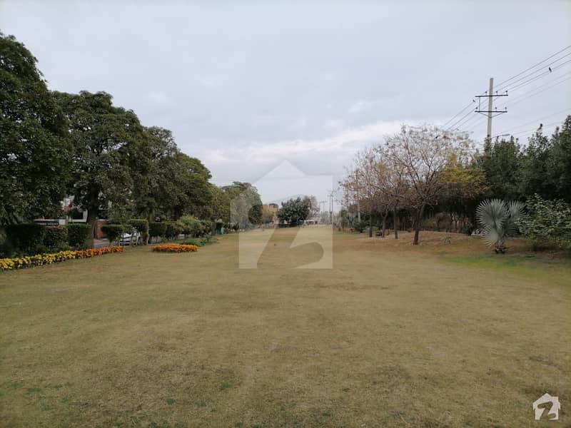 1 Kanal Residential Plot Facing Park For Sale in F Block Sui Gas Housing Society Lahore. 33