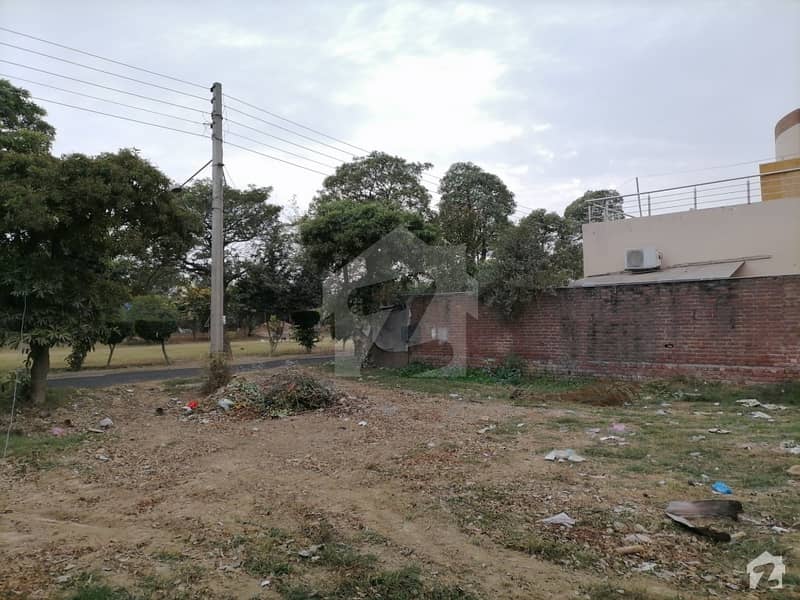 1 Kanal Residential Plot Facing Park For Sale in F Block Sui Gas Housing Society Lahore. 37