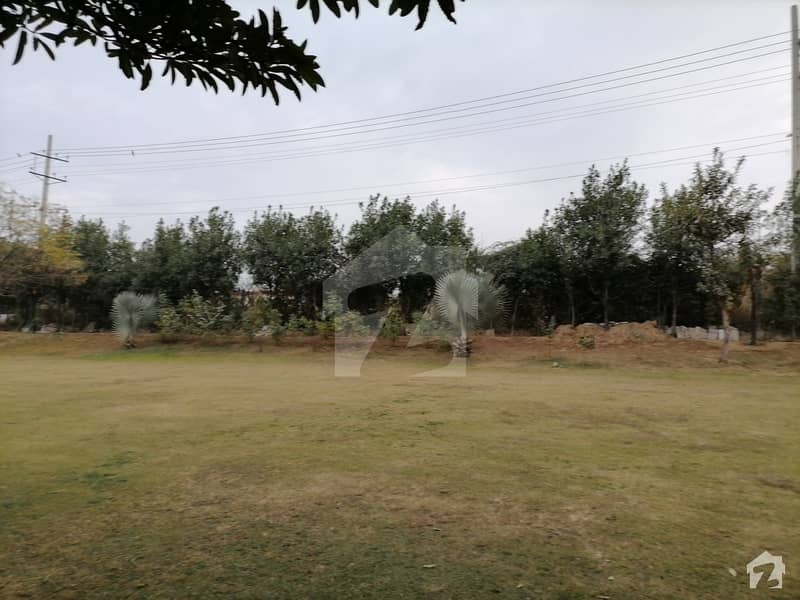 1 Kanal Residential Plot Facing Park For Sale in F Block Sui Gas Housing Society Lahore. 41