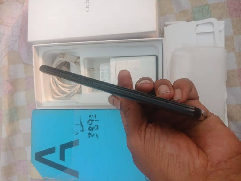 oppo A76 6/128 new condition 4