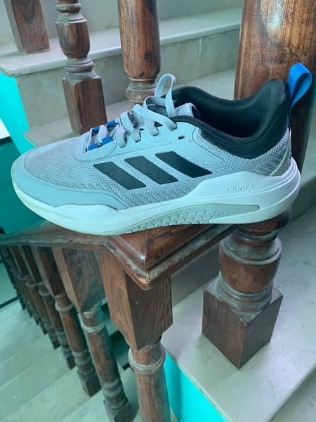 original adidas bounce shoes with excellent quality used only 15 days 1