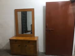 2 ROOMS FULLY SEPARTE AND SEMI FURNISHED FLAT FOR RENT IN MODEL TOWN LAHORE RENT 21000