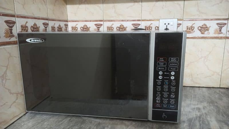 Micro Waves Oven 10/10 condition 1