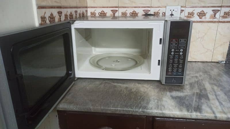 Micro Waves Oven 10/10 condition 4