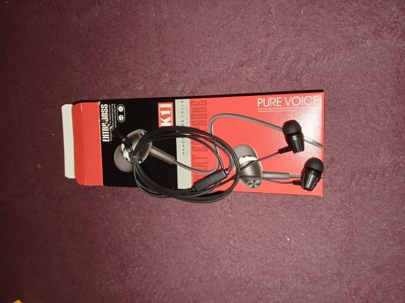 High quality Wired handsfree with extra bass and sound 18