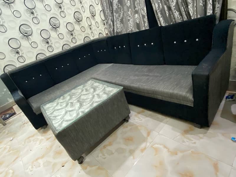 7 seater sofa with table 1