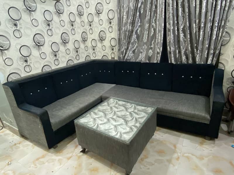 7 seater sofa with table 3