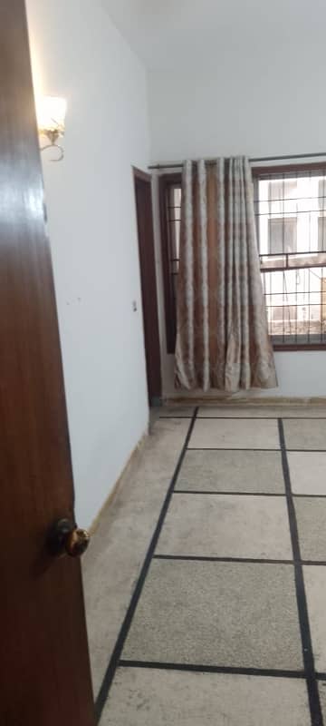 Upper Portion Is Available For Rent 5