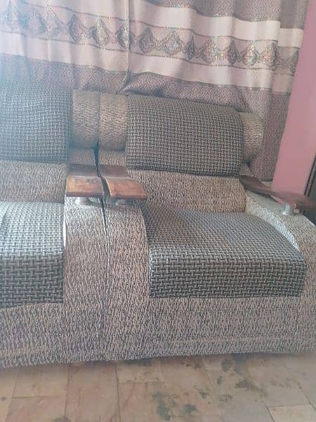 sofa set for urgent sale. 1