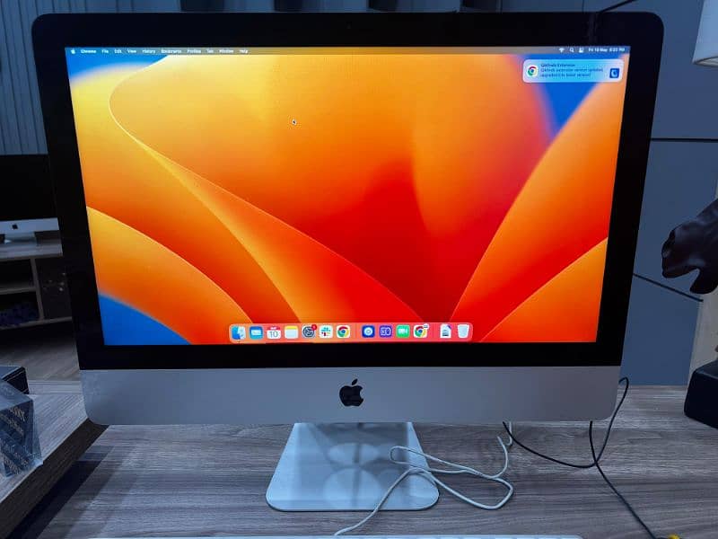 iMac screen 1