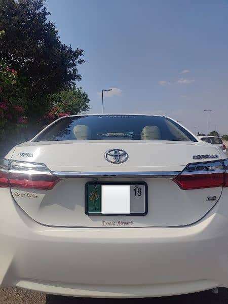 Toyota Corolla GLi On Rent / Car Rent / With Driver/ For Wedding,Tours 2