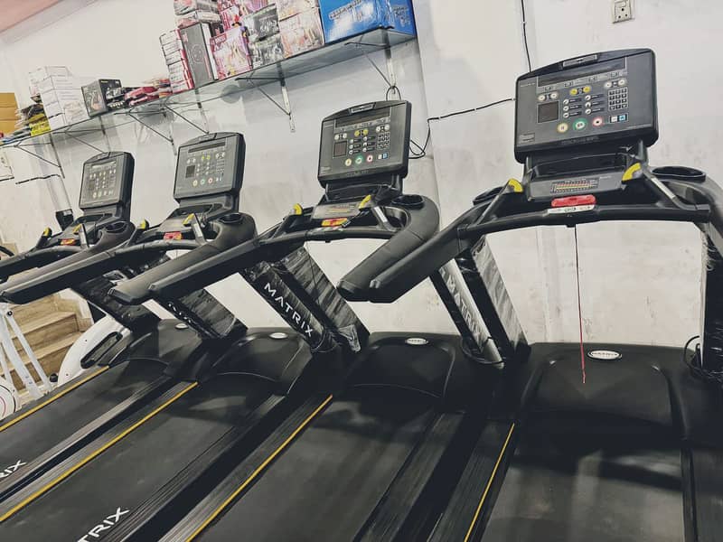 Matrix Treadmill Lifestyle / Commercial Treadmill  / USA Brand 13
