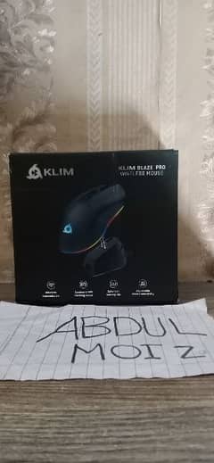 Klim Blaze Pro Wireless Rgb mouse with charging dock