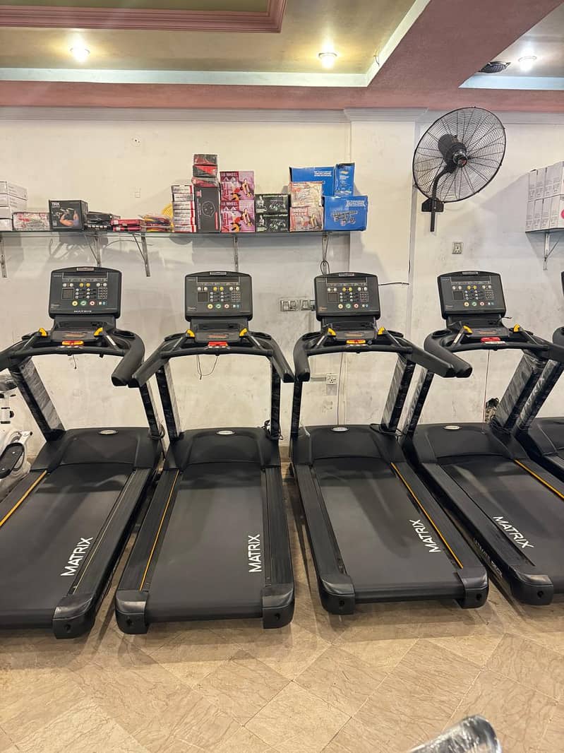 COMMERCIAL TREADMILL FOR SALE / USA BRAND TREAMILLS FOR SALE 10