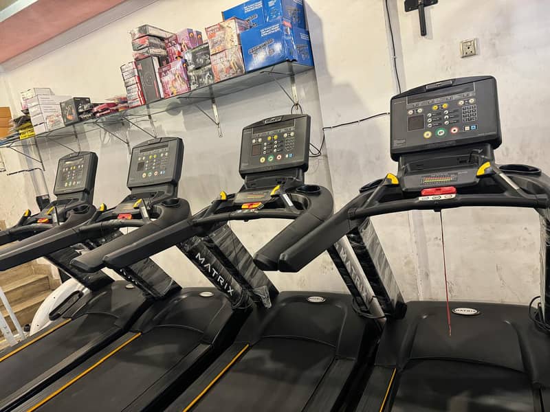 COMMERCIAL TREADMILL FOR SALE / USA BRAND TREAMILLS FOR SALE 12