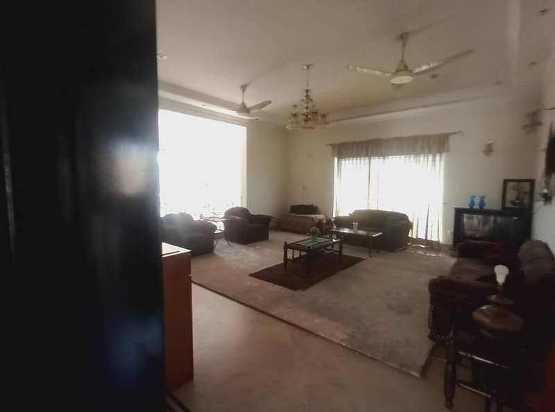 1 kanal Upper Portion Available For Rent In DHA Phase 4 14