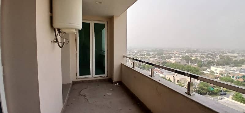 Luxury 2 Bedroom Un Furnished Apartment For Rent In Gold Crest Mall And Residency DHA Phase 4 5